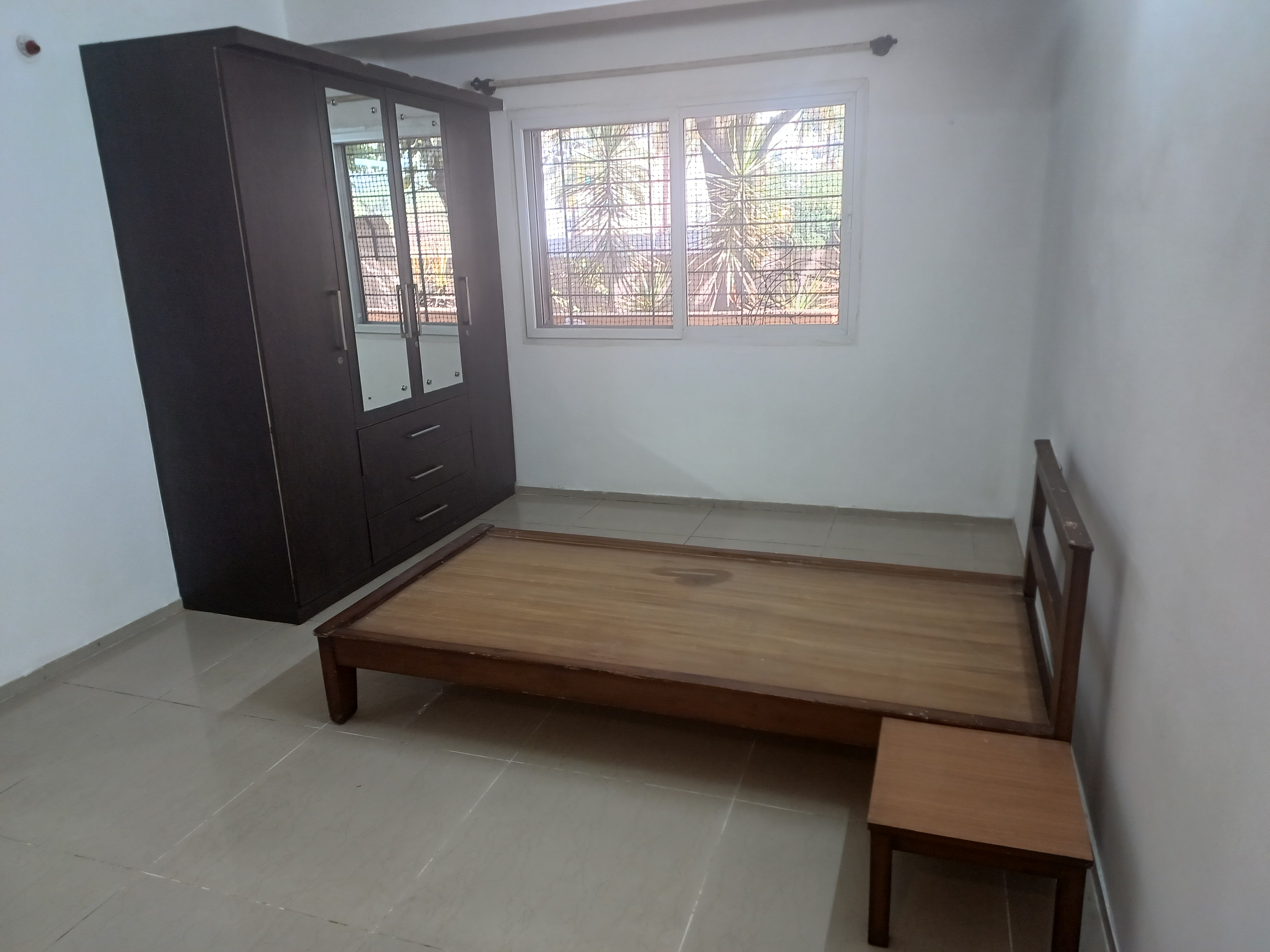 3 BHK Apartment For Rent in Banyan Tree Apartments