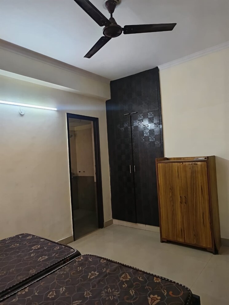 Room, gardenia-golf-city 2 Bedroom 1150 Sq.Ft. Apartment In Sector 75 Noida 9666788