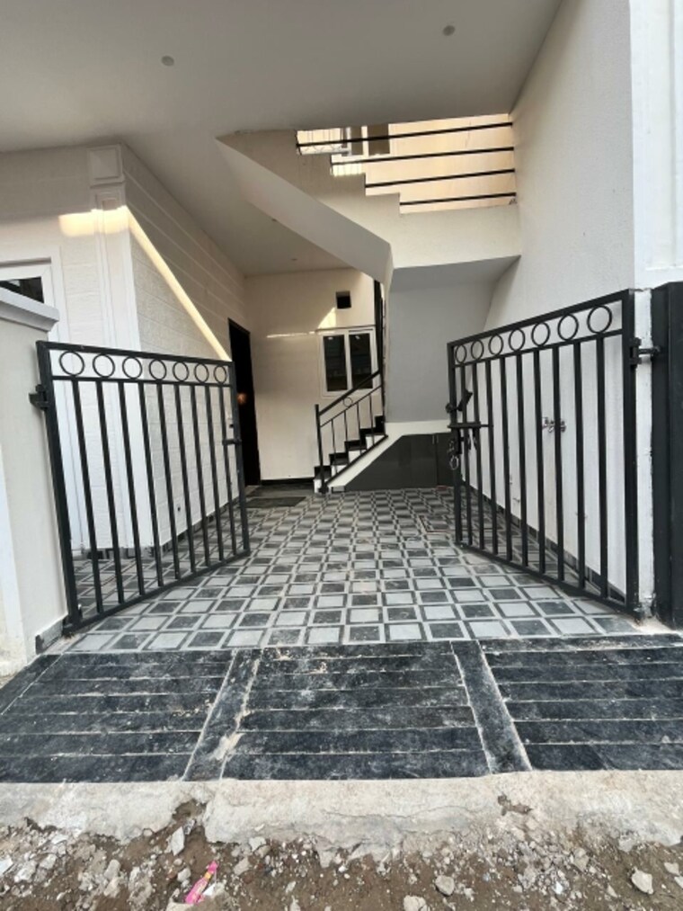 undefined, sector 124 3 Bedroom 112 Sq.Yd. Independent House In Sector 124 Mohali 9666798