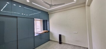 Room in 2 BHK Builder Floor at Kondapur – for Rent