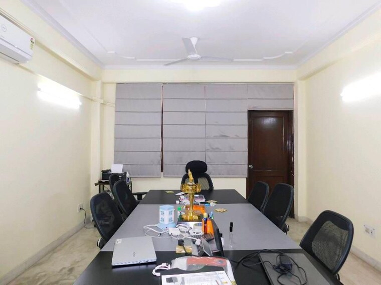 Master Bedroom, hauz khas 3 Bedroom 233 Sq.Yd. Builder Floor In Hauz Khas Delhi 9666829