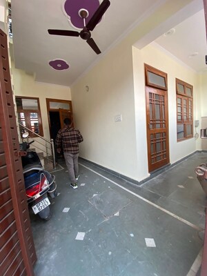 Room in  Pg at Vineet Khand – for Rent