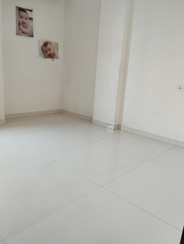 Room in 2 BHK Apartment at Shriram Kanhaiya Majesty, Baner – for Rent