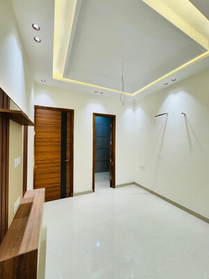 Room in 3 BHK Independent House at Sunny Enclave – for Sale