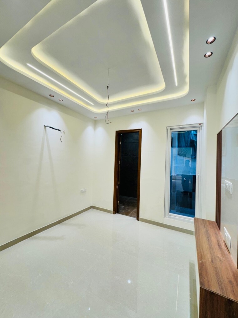 Room, sunny enclave 3 Bedroom 103 Sq.Yd. Independent House In Sunny Enclave Mohali 9666834