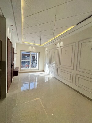 Room in 3 BHK Independent House at Sunny Enclave – for Sale