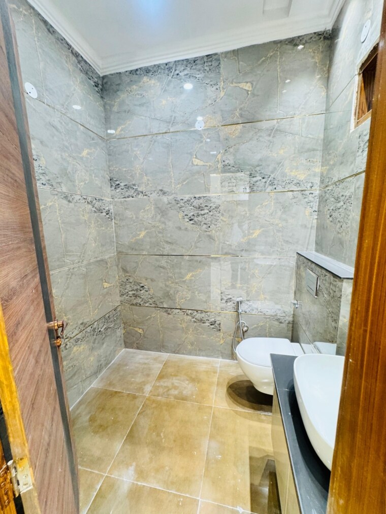 Bathroom, sunny enclave 3 Bedroom 103 Sq.Yd. Independent House In Sunny Enclave Mohali 9666834