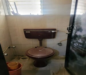 Team Area in 2 BHK Apartment at Dadar West – for Sale