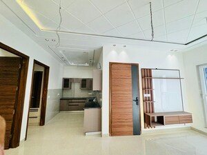 Room in 4 BHK Independent House at Sunny Enclave – for Sale