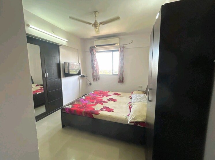 Bedroom, puranik-city 2.5 Bedroom 750 Sq.Ft. Apartment In Kasarvadavali Thane 9666853