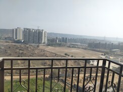 2.5 BHK + Study Room Apartment For Sale in Signature Global Golf Greens