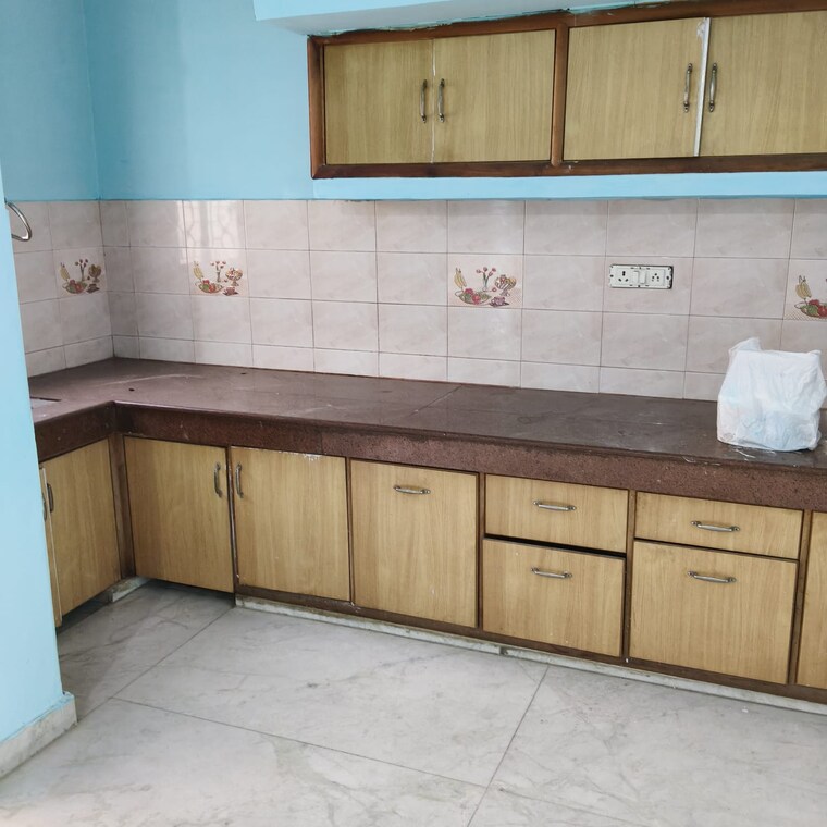 Kitchen, janakpuri 2 Bedroom 1100 Sq.Ft. Builder Floor In Janakpuri Delhi 9666868