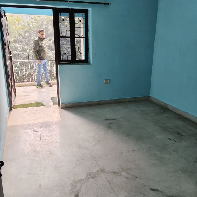 Room, janakpuri 2 Bedroom 1100 Sq.Ft. Builder Floor In Janakpuri Delhi 9666868