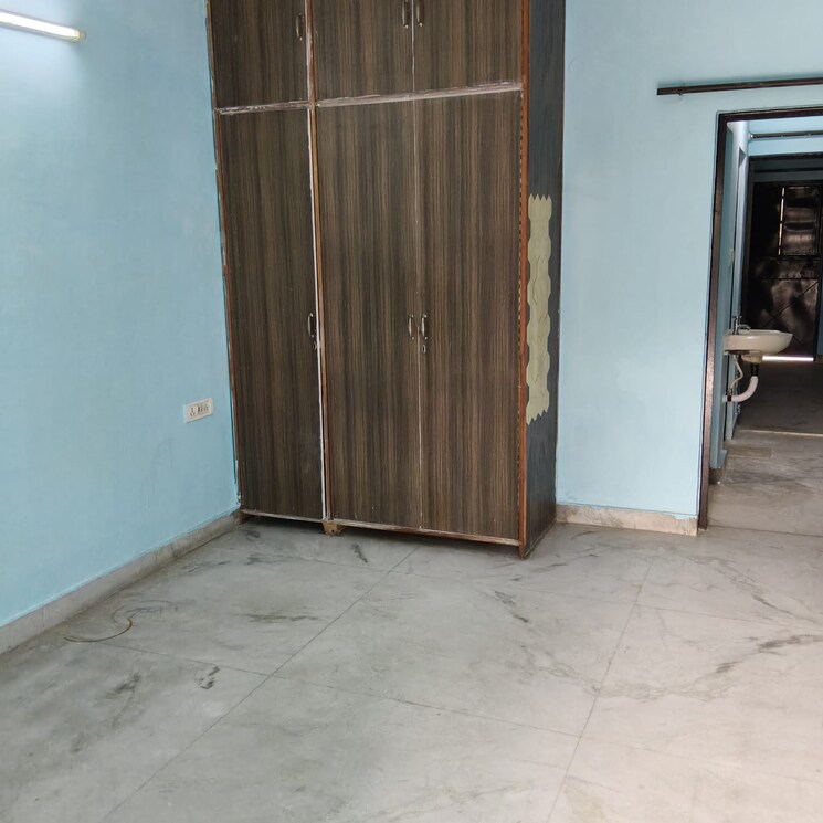 Room, janakpuri 2 Bedroom 1100 Sq.Ft. Builder Floor In Janakpuri Delhi 9666868