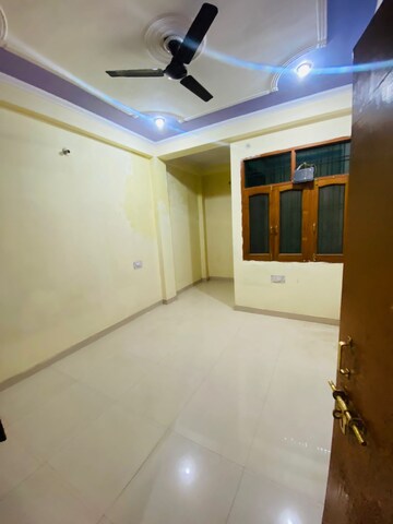 Room in  Pg at Viram Khand – for Rent