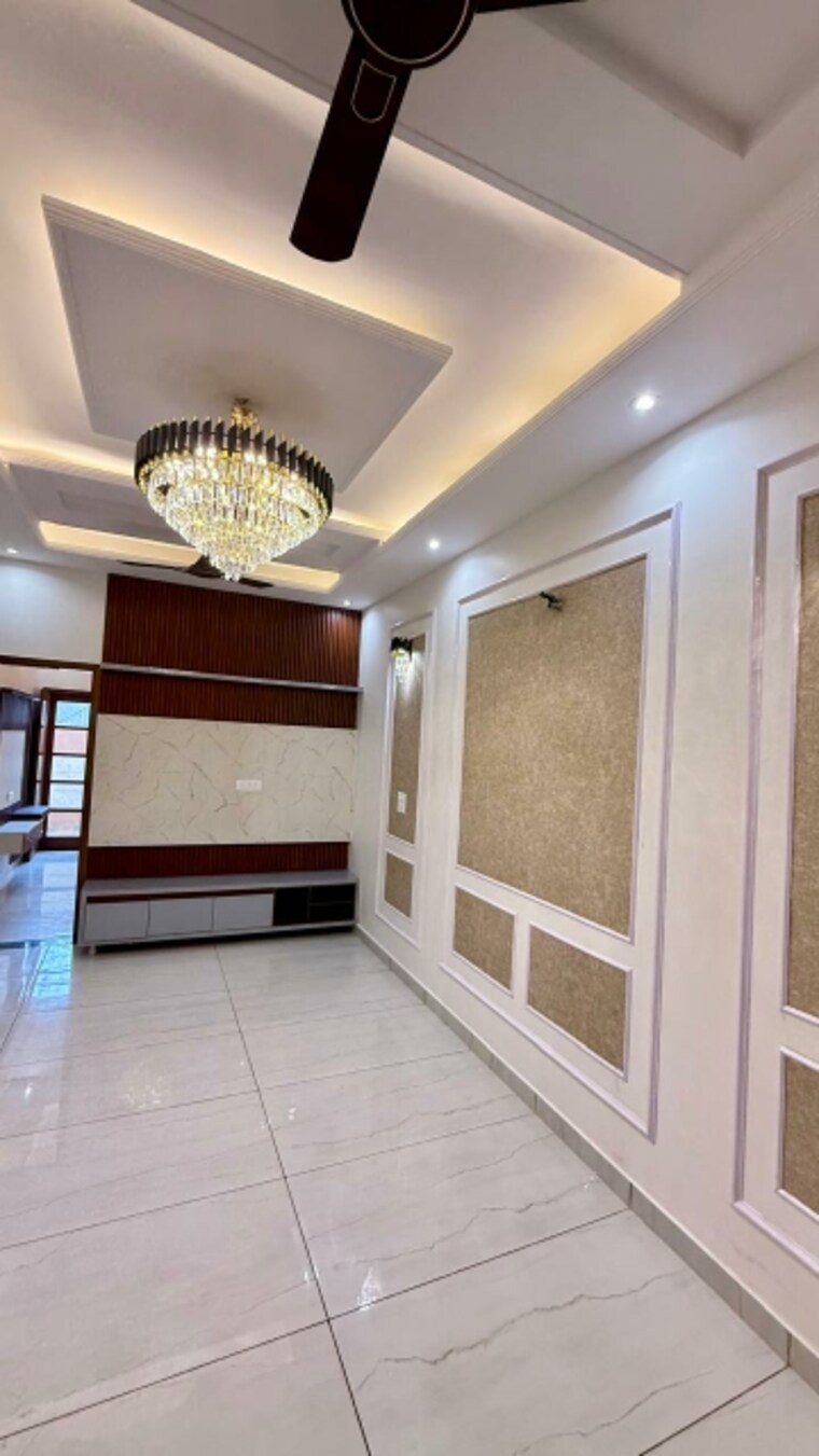 Room, sunny enclave 3 Bedroom 116 Sq.Yd. Independent House In Sunny Enclave Mohali 9666877
