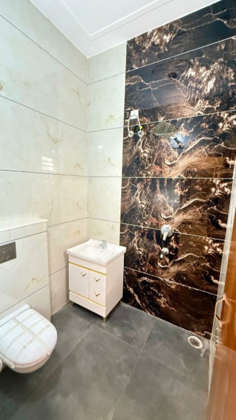 Bathroom, sunny enclave 3 Bedroom 116 Sq.Yd. Independent House In Sunny Enclave Mohali 9666877