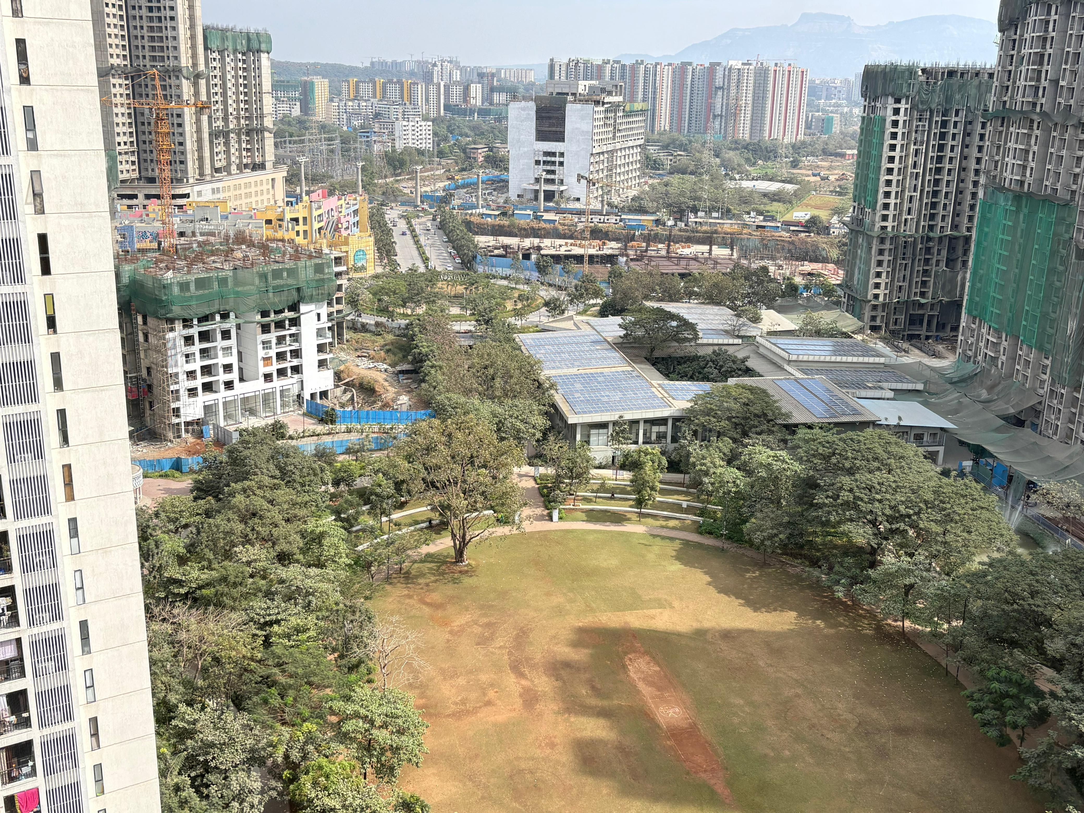 2 BHK + Study Room Apartment For Rent in Runwal Gardens