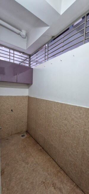 Furnished Amenities in 3 BHK Builder Floor at Kondapur – for Rent