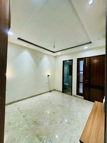 Room in 3 BHK Independent House at Sunny Enclave – for Sale