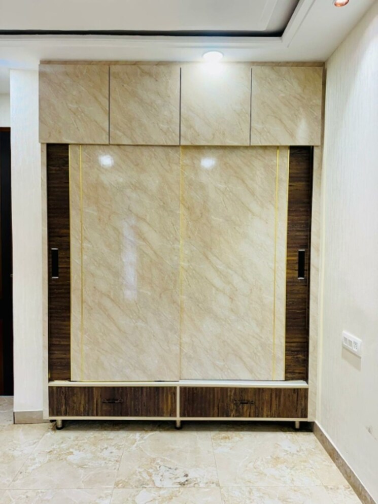 Room, sunny enclave 3 Bedroom 100 Sq.Yd. Independent House In Sunny Enclave Mohali 9666888