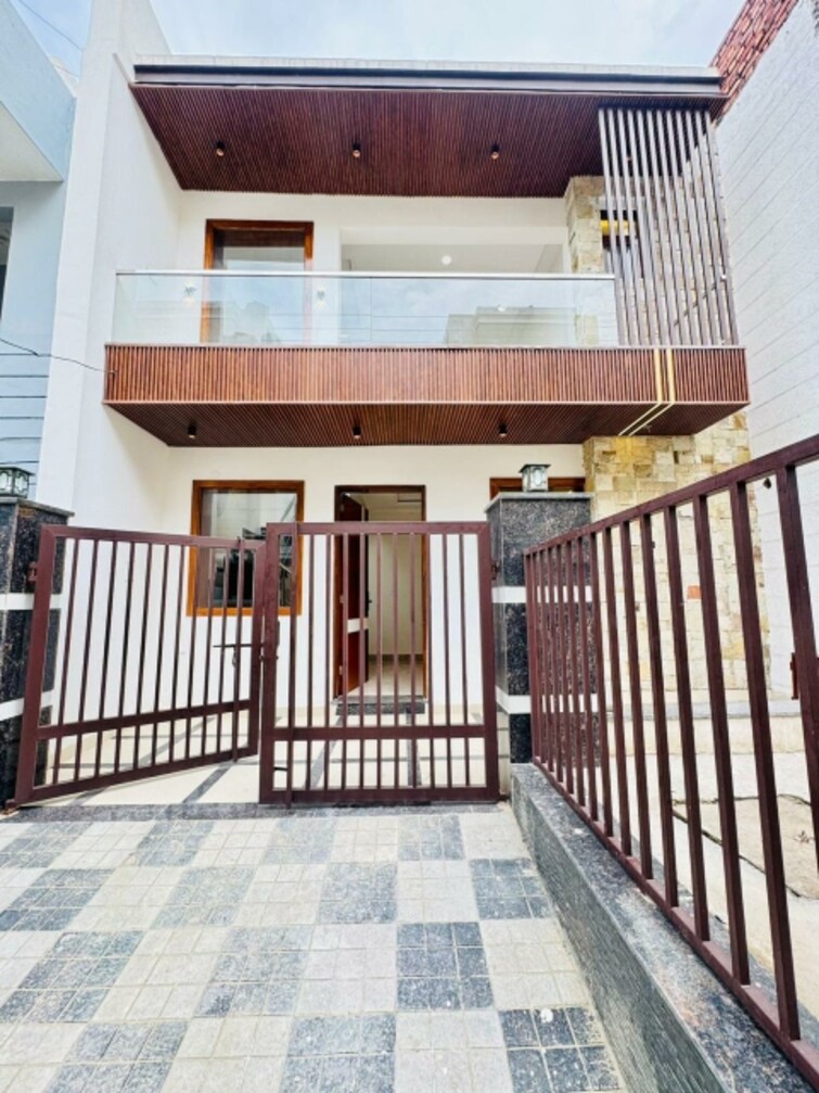 Cover Image, sunny enclave 3 Bedroom 100 Sq.Yd. Independent House In Sunny Enclave Mohali 9666888