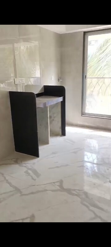 Room in 2 BHK Apartment at Ashraj Krishna Bhuvan, Vile Parle East – for Rent