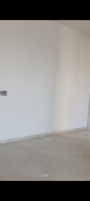 Room in 2 BHK Apartment at ABR Signature, Vile Parle East – for Rent