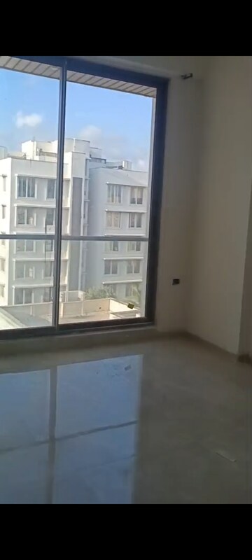 Room in 2 BHK Apartment at ABR Signature, Vile Parle East – for Rent