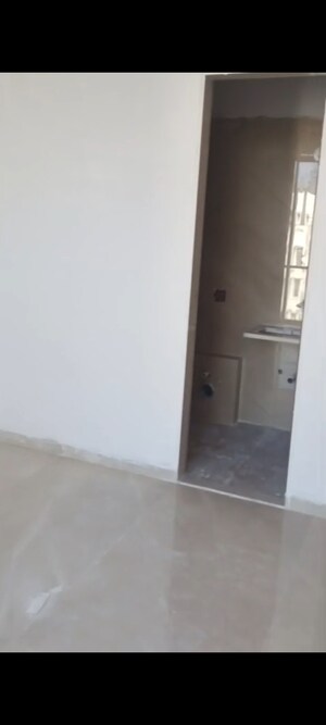 Furnished Amenities in 2 BHK Apartment at ABR Signature, Vile Parle East – for Rent