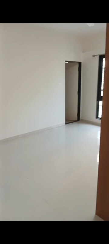 Room in 2 BHK Apartment at DSK Sahil, Vile Parle East – for Rent