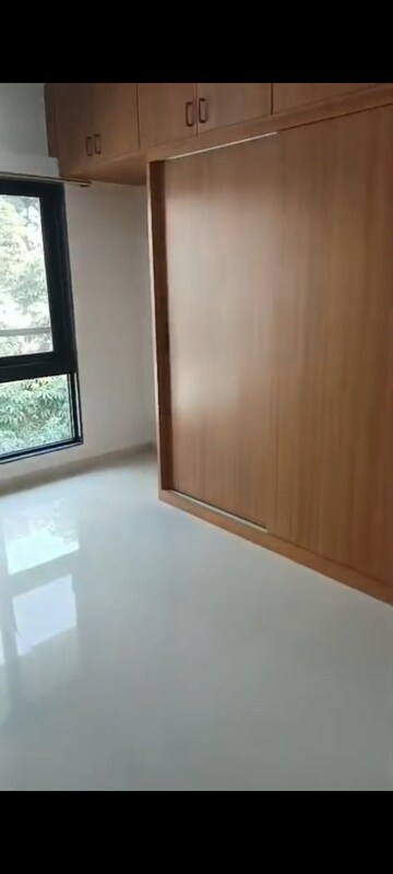 Room in 2 BHK Apartment at DSK Sahil, Vile Parle East – for Rent