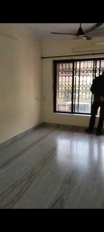 2 BHK Apartment For Rent in Abhinav Apartment, Vile Parle East