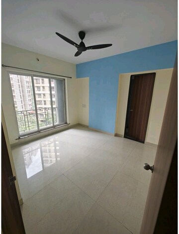 Room in 1 BHK Apartment at Vijay Orovia, Ghodbunder Road – for Sale
