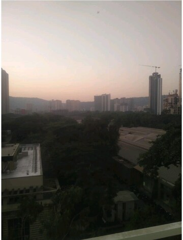 2 BHK Apartment For Rent in Rustomjee Urbania, Thane West