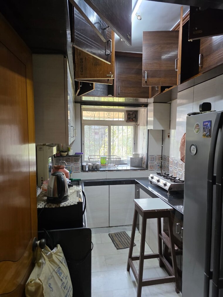 Team Area, vile parle east 2 Bedroom 700 Sq.Ft. Apartment In Vile Parle East Mumbai 9666957