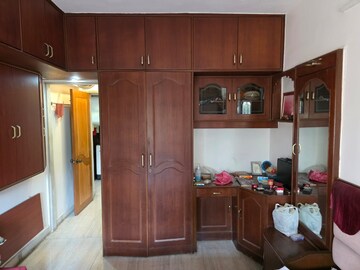 Living Room in 2 BHK Apartment at Vile Parle East – for Rent