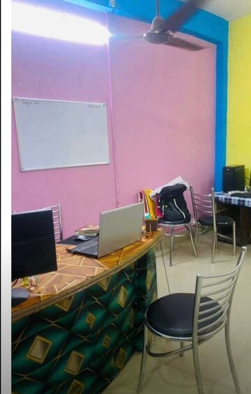  Office Space For Rent in Naka Hindola