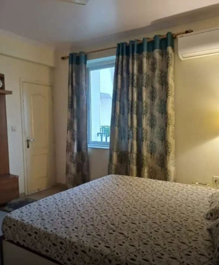 3 BHK + Pooja Room Apartment For Rent in Nishat Ganj