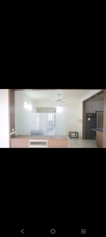 Room in 3 BHK Apartment at Gala Luxuria, South Bopal – for Rent