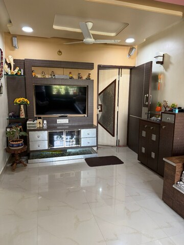 2 BHK Apartment For Sale in Shreenathji CHS, Kandivali West
