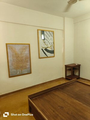 Room in 1 BHK Apartment at Lilly Apartments, Bandra West – for Rent