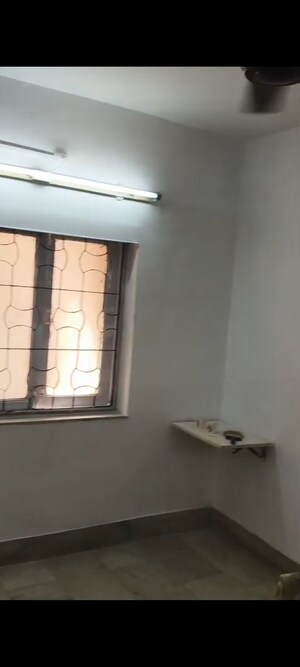 Room in 1 BHK Apartment at Navre Baug CHS, Kurla East – for Rent