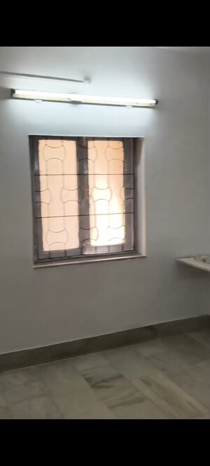 Room in 1 BHK Apartment at Navre Baug CHS, Kurla East – for Rent