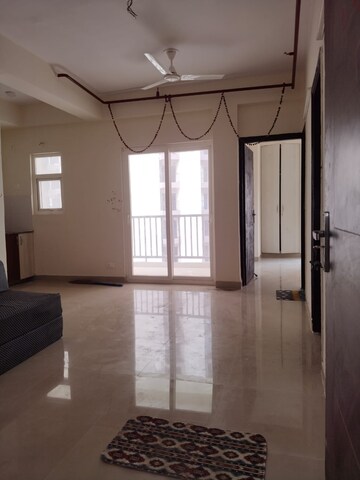 Room in 2 BHK Apartment at Habitech Panch Tatva, Tech Zone 4 Greater Noida – for Rent