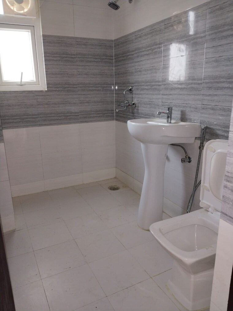 Bathroom, habitech-panch-tatva 2 Bedroom 940 Sq.Ft. Apartment In Tech Zone 4 Greater Noida Greater Noida 9667069