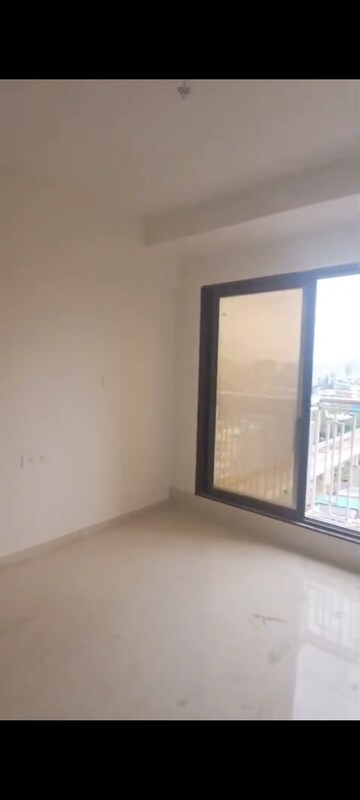 Room in 2 BHK Apartment at Sayba Orchid, Kurla East – for Rent