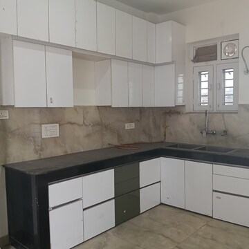 Kitchen in 1 BHK Builder Floor at Eldeco Ananda, Sector 48 – for Rent