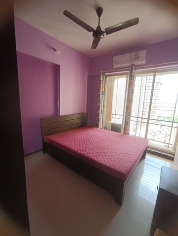 Bedroom in 2 BHK Apartment at Sonata Apartments, Malad West – for Rent