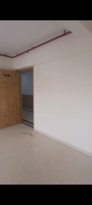 Room in 2 BHK Apartment at Sudha Park, Ghatkopar East – for Rent